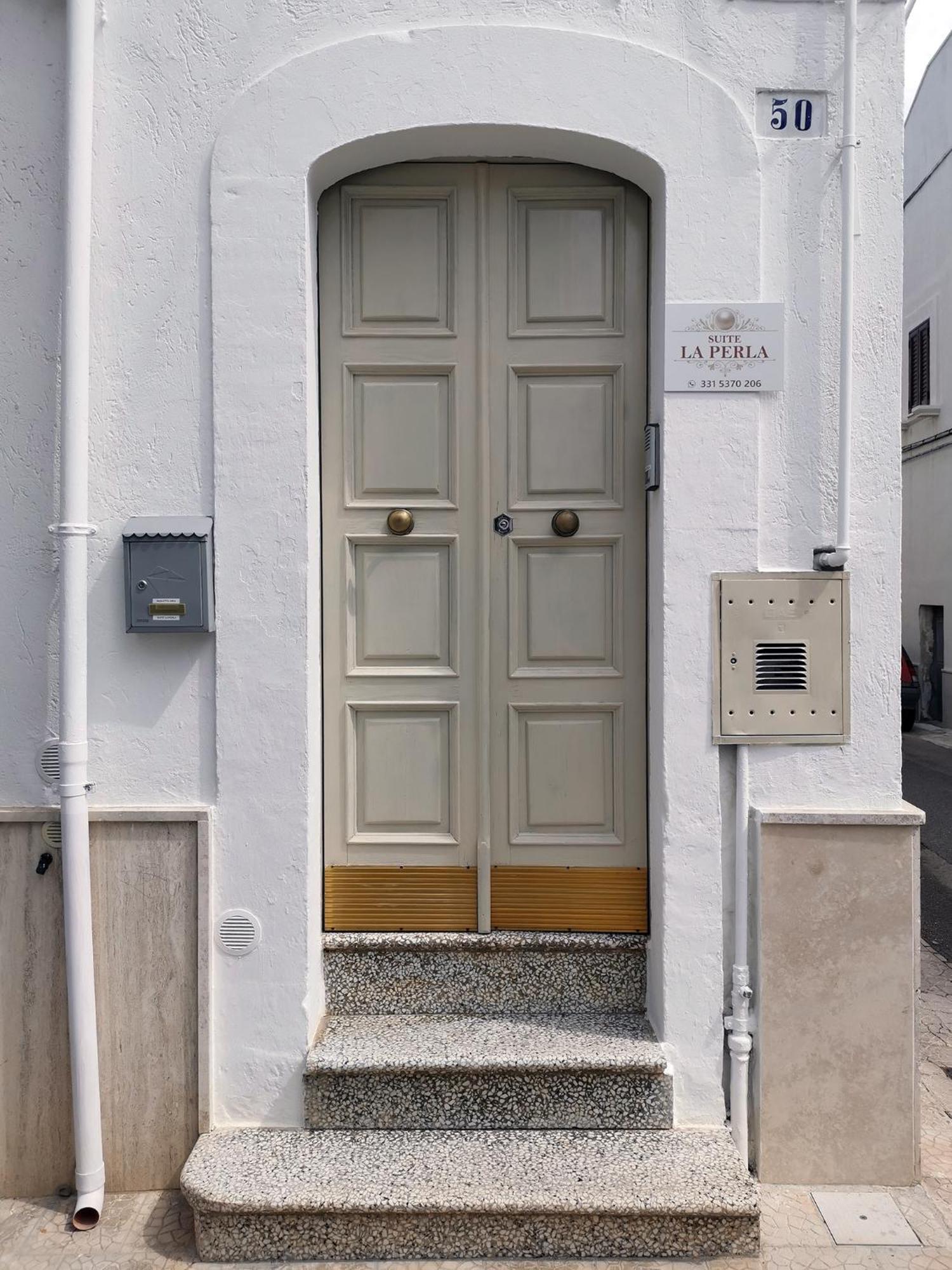 Suite La Perla Ceglie Messapica Exterior photo